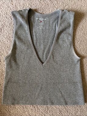 Poof! Ribbed V-Neck Sleeveless Knit Tank in Heather Gray